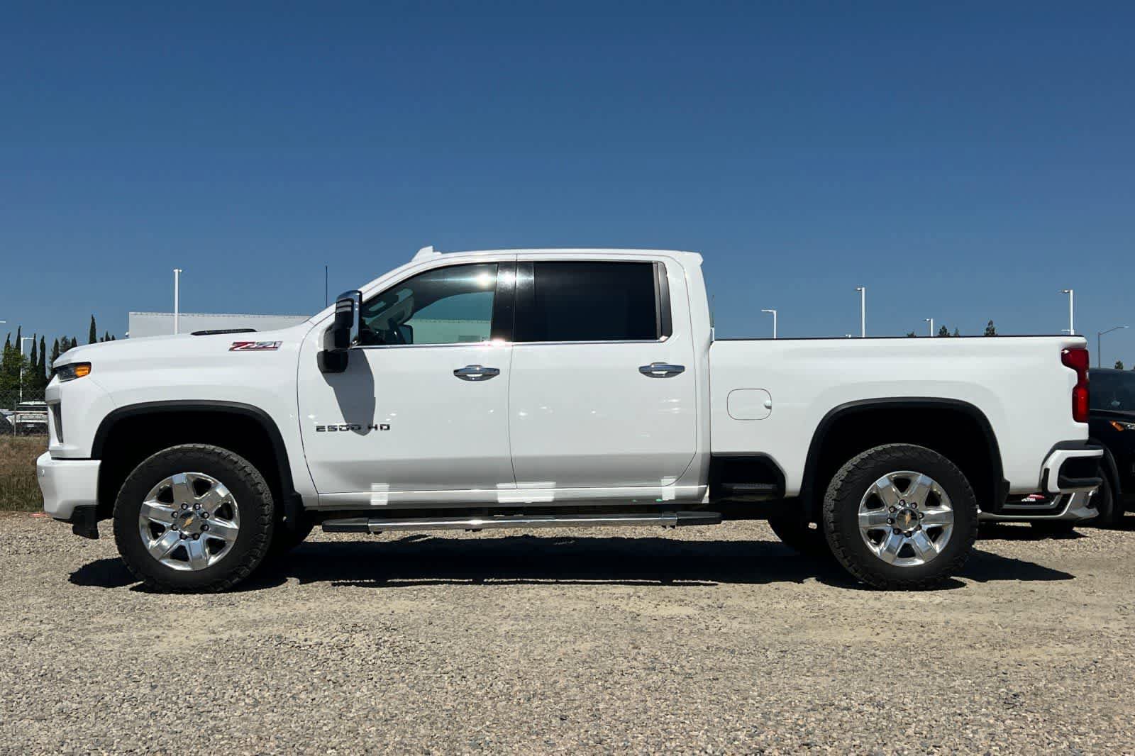 Used 2021 Chevrolet Silverado 2500 LTZ w/ Z71 Chrome Sport Edition AWD/4WD image 6