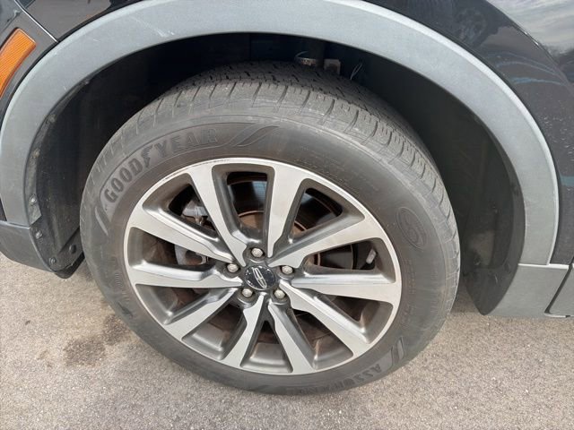 Used 2019 Lincoln MKC Reserve w/ MKC Climate Package image 12