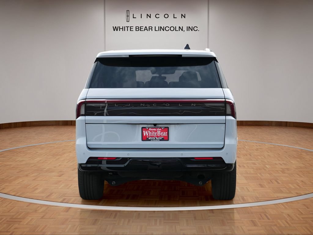 Used 2025 Lincoln Navigator Black Label AWD/4WD image 6
