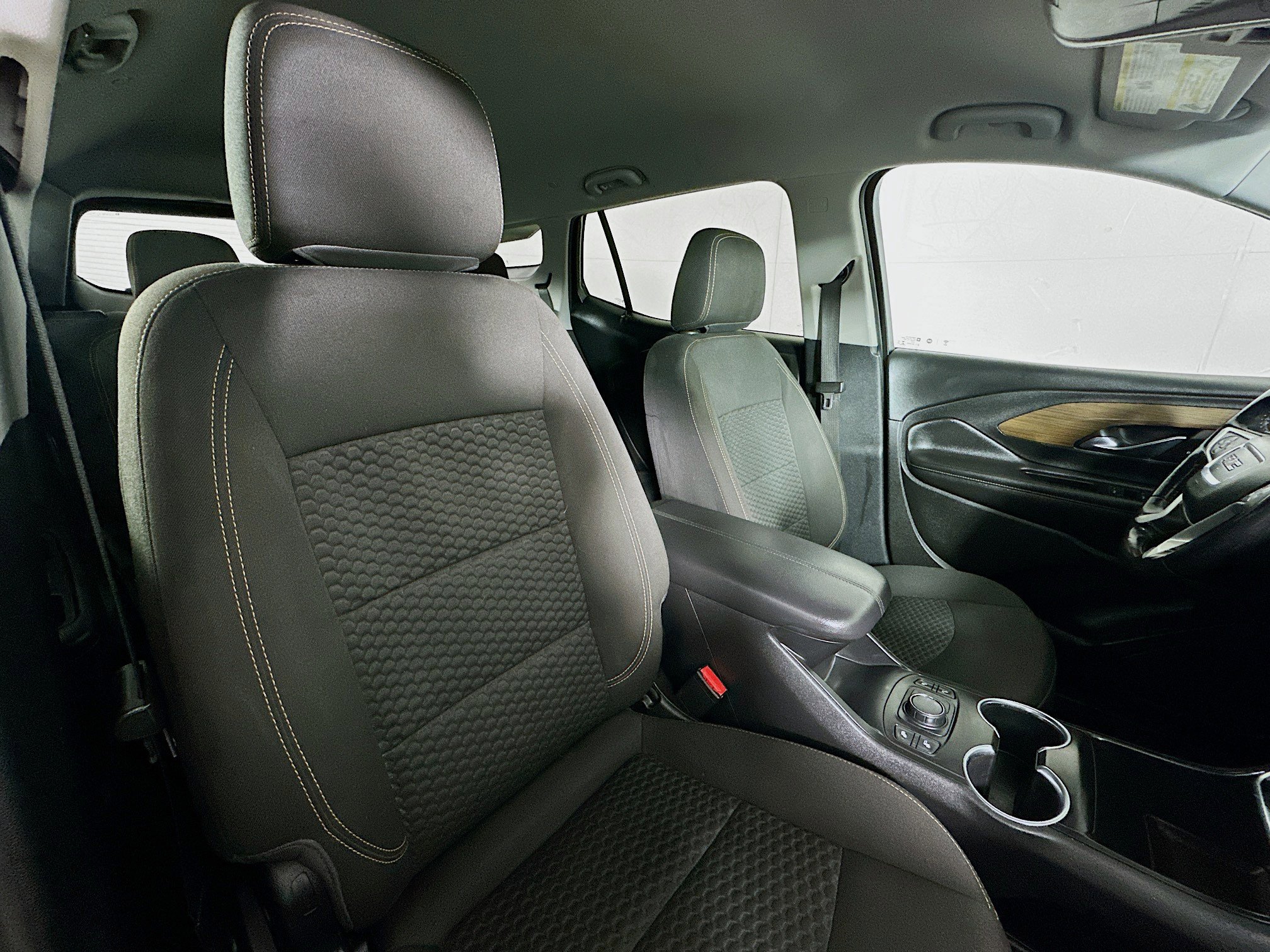 Used 2019 GMC Terrain SLE w/ Driver Convenience Package image 25