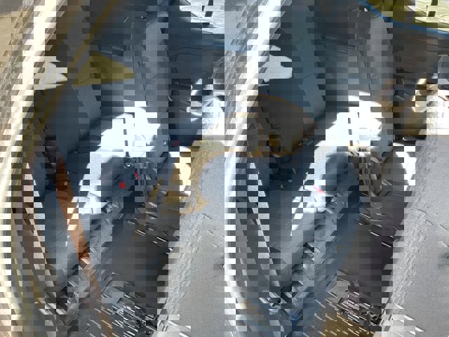 Used 2022 Chevrolet Traverse LT image 30