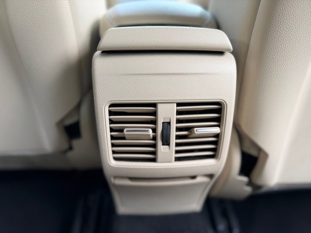 Used 2017 Mercedes-Benz CLA 250 image 50