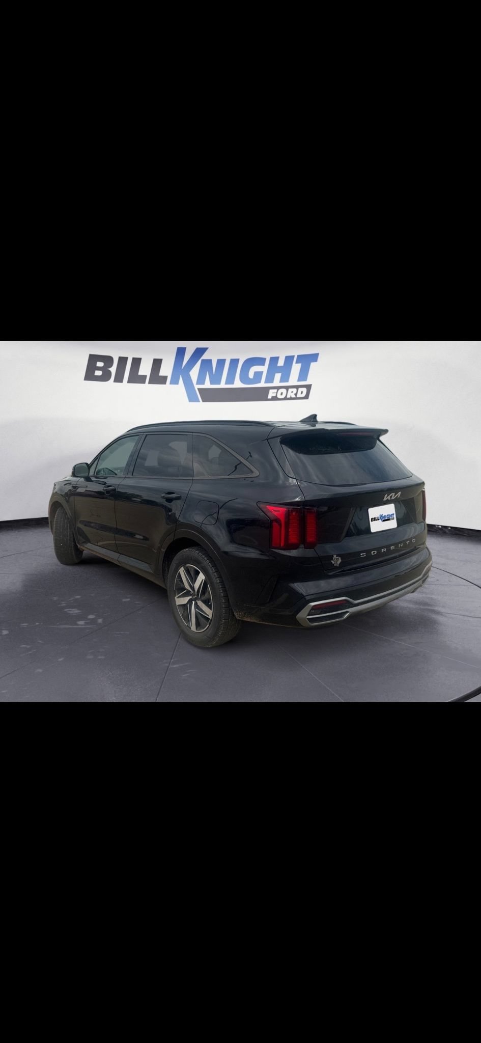 Used 2022 Kia Sorento S FWD image 3