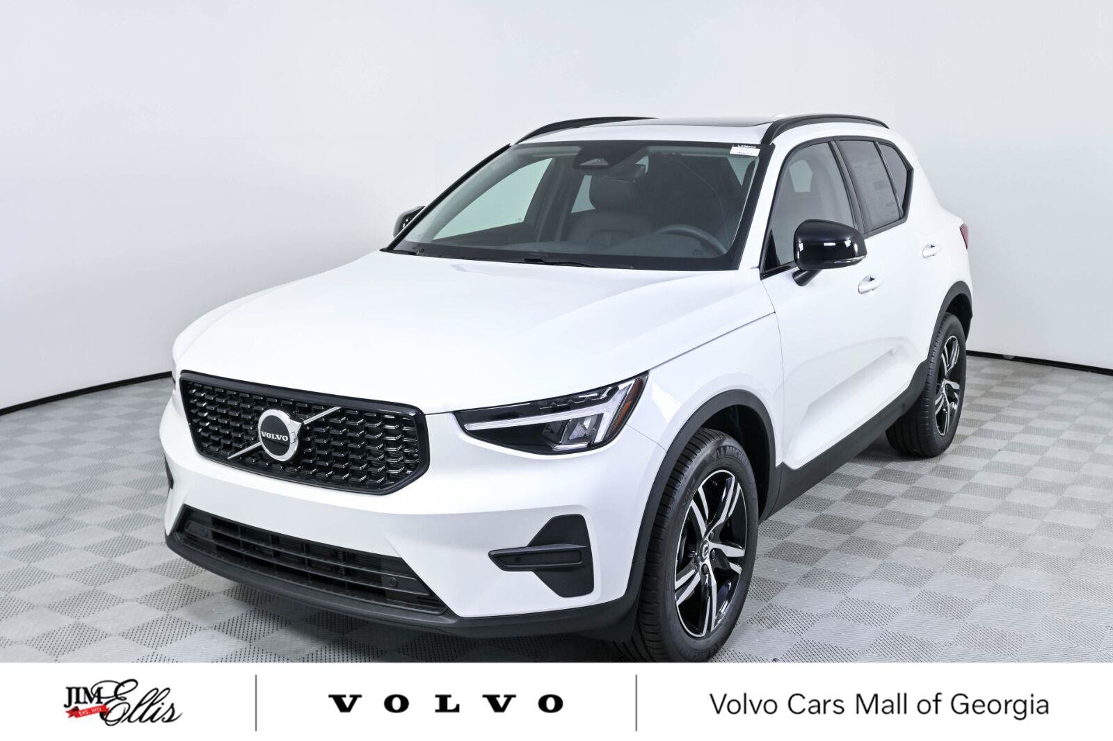 New 2026 Volvo XC40 B5 Core w/ Protection Package Premier AWD/4WD image 1