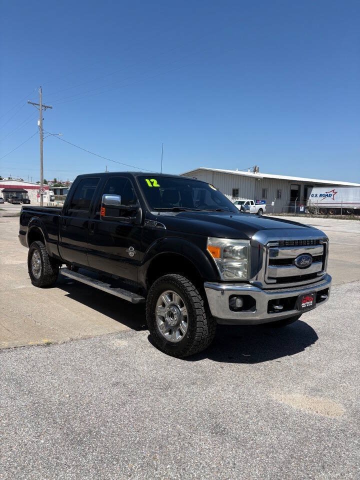 Used 2012 Ford F250 Lariat w/ Lariat Ultimate Pkg AWD/4WD image 2