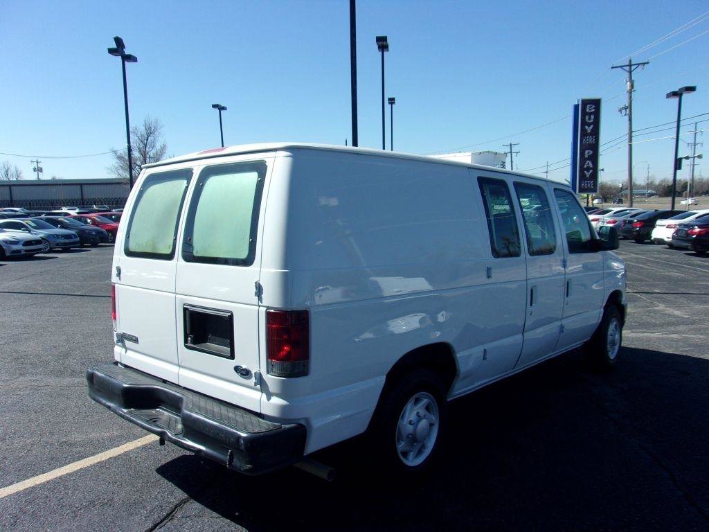 Used 2008 Ford E-150 and Econoline 150 image 5