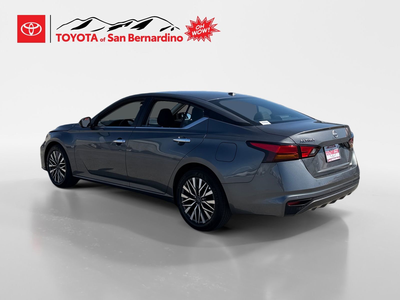 Used 2025 Nissan Altima 2.5 SV image 3