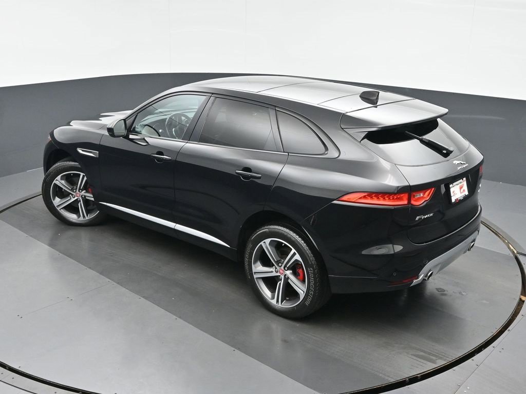 Used 2020 Jaguar F-PACE S image 34