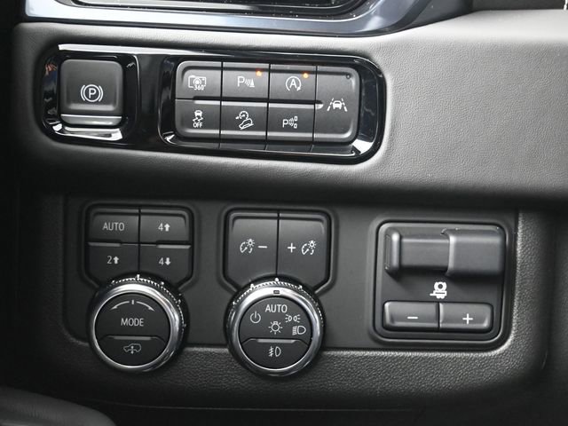 Used 2025 GMC Yukon XL AT4 Ultimate w/ LPO, Floor Liner Package image 14