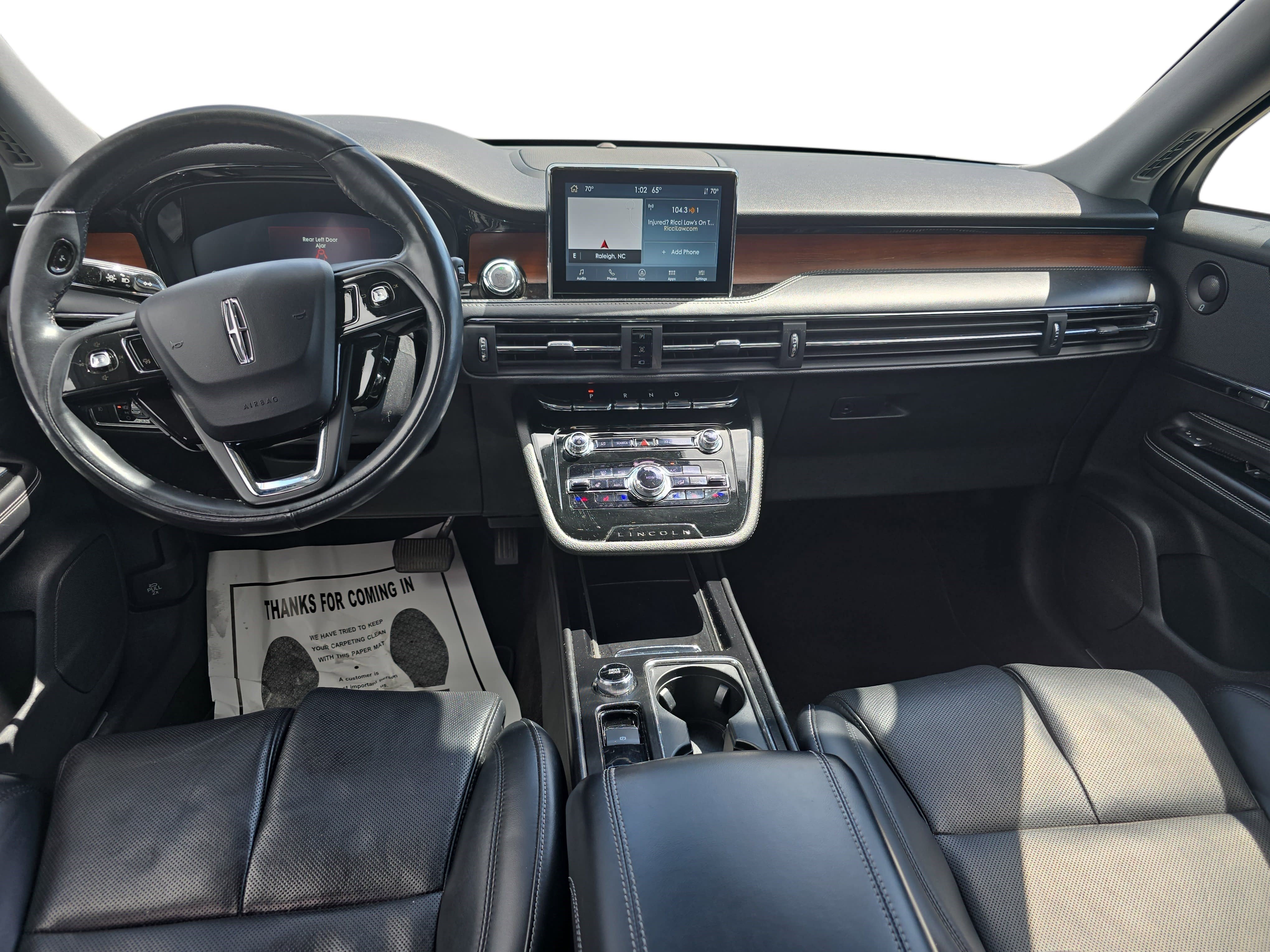 Used 2022 Lincoln Corsair Reserve w/ Equipment Group 201A image 9