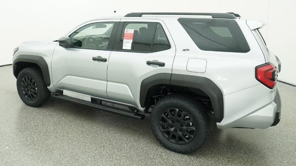 New 2026 Toyota 4Runner SR5 AWD/4WD image 4