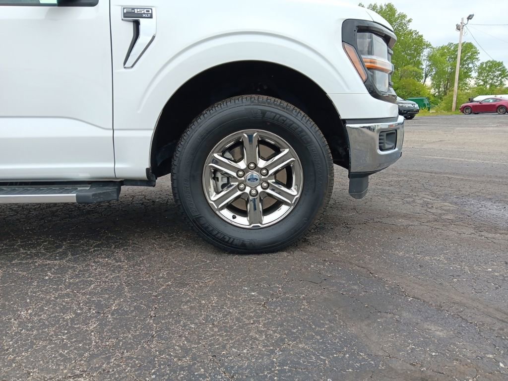 Used 2024 Ford F150 XLT AWD/4WD image 3