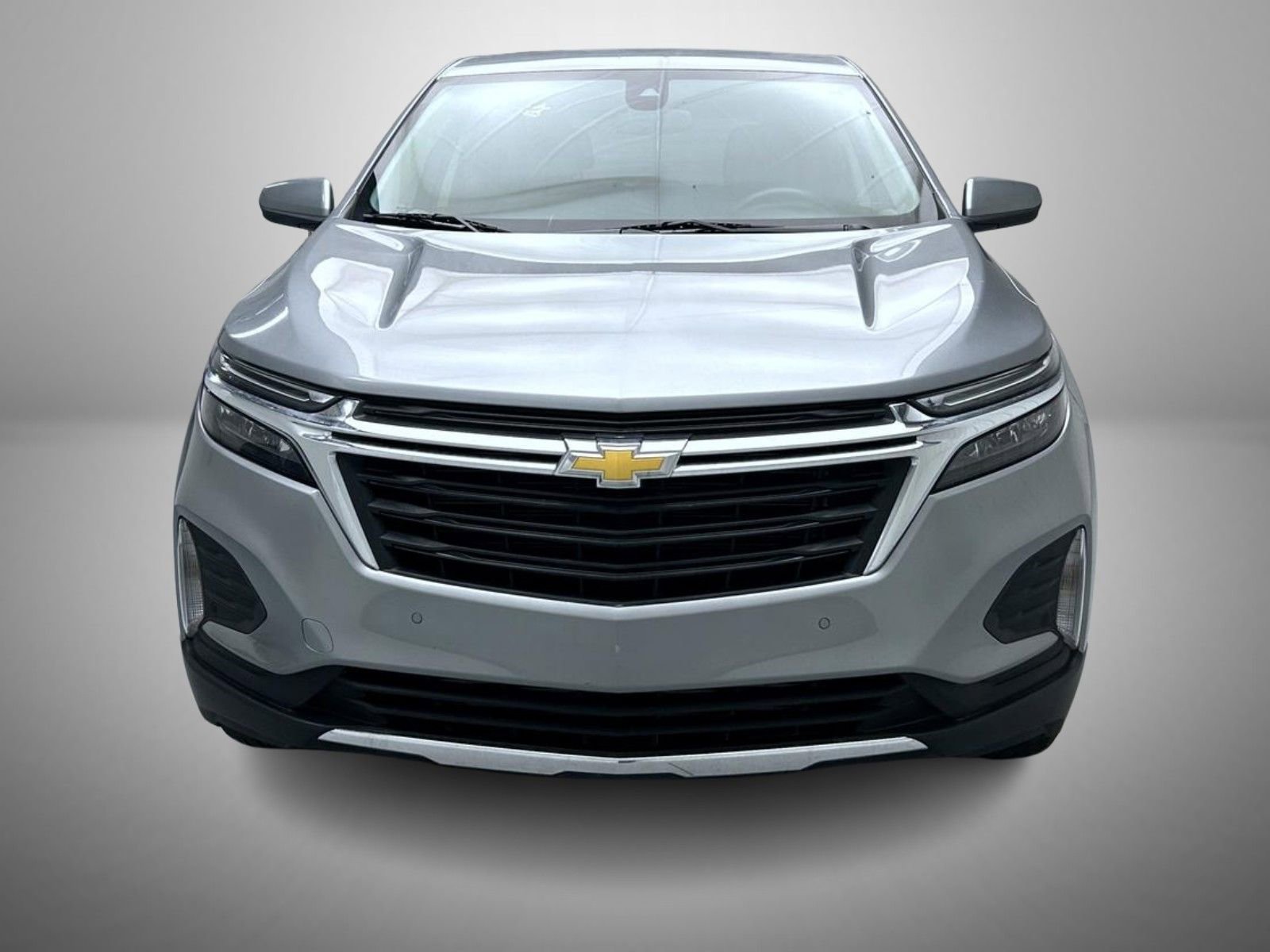 Used 2024 Chevrolet Equinox LT image 2