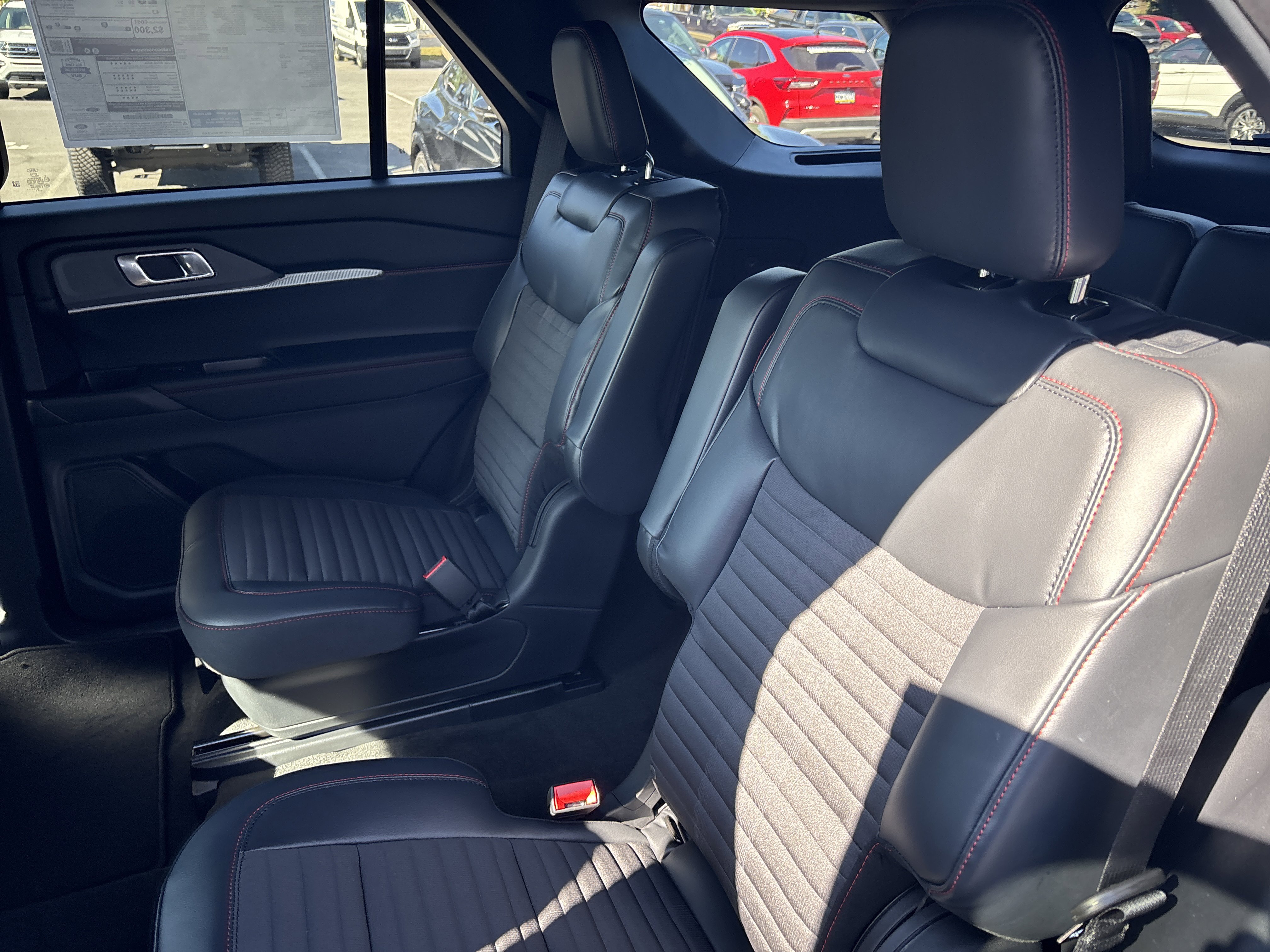 New 2025 Ford Explorer ST-Line image 13