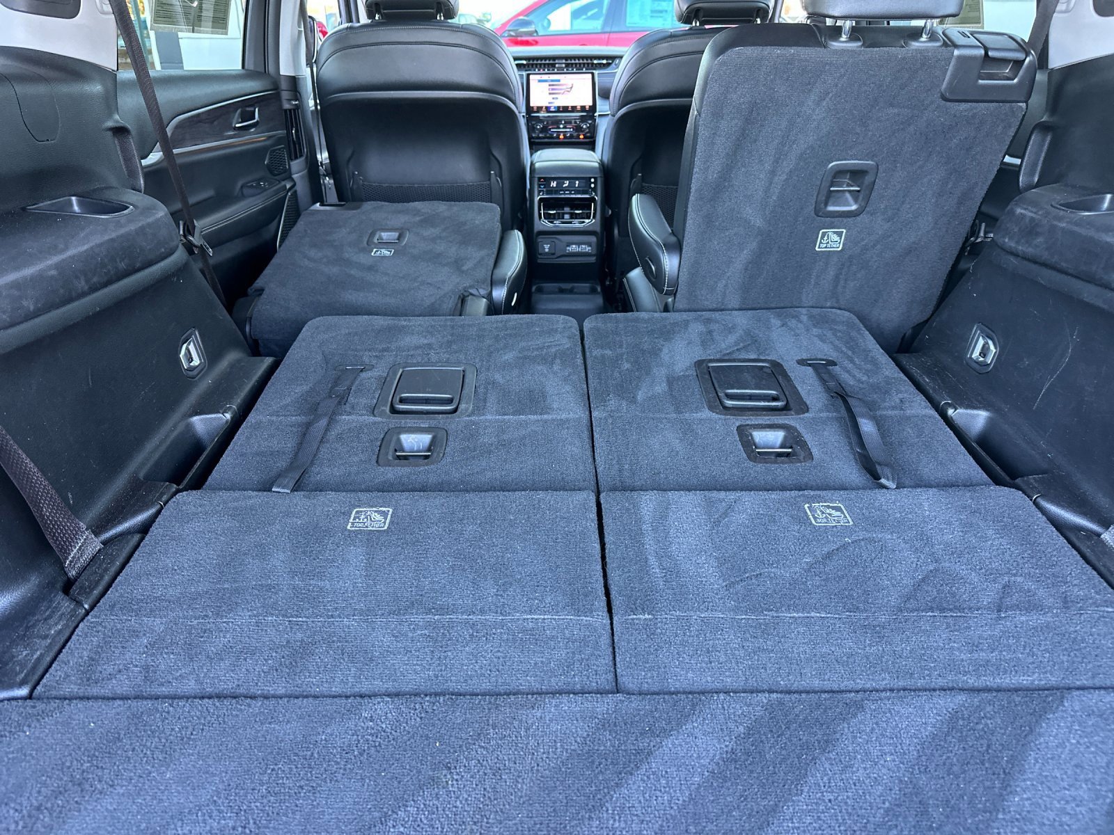 Used 2022 Jeep Grand Cherokee L Limited image 16