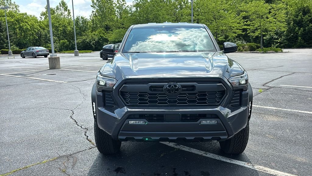 New 2026 Toyota Tacoma TRD Off-Road w/ TRD Off Road Upgrade Package AWD/4WD image 8
