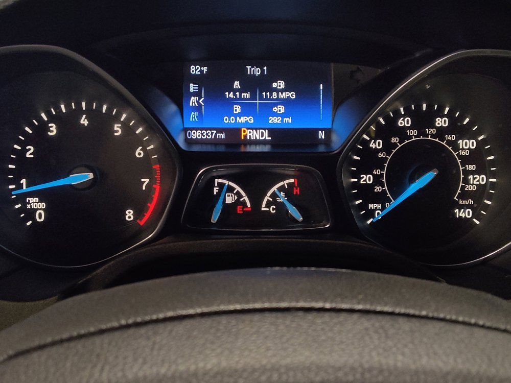 Used 2018 Ford Focus SE FWD image 23