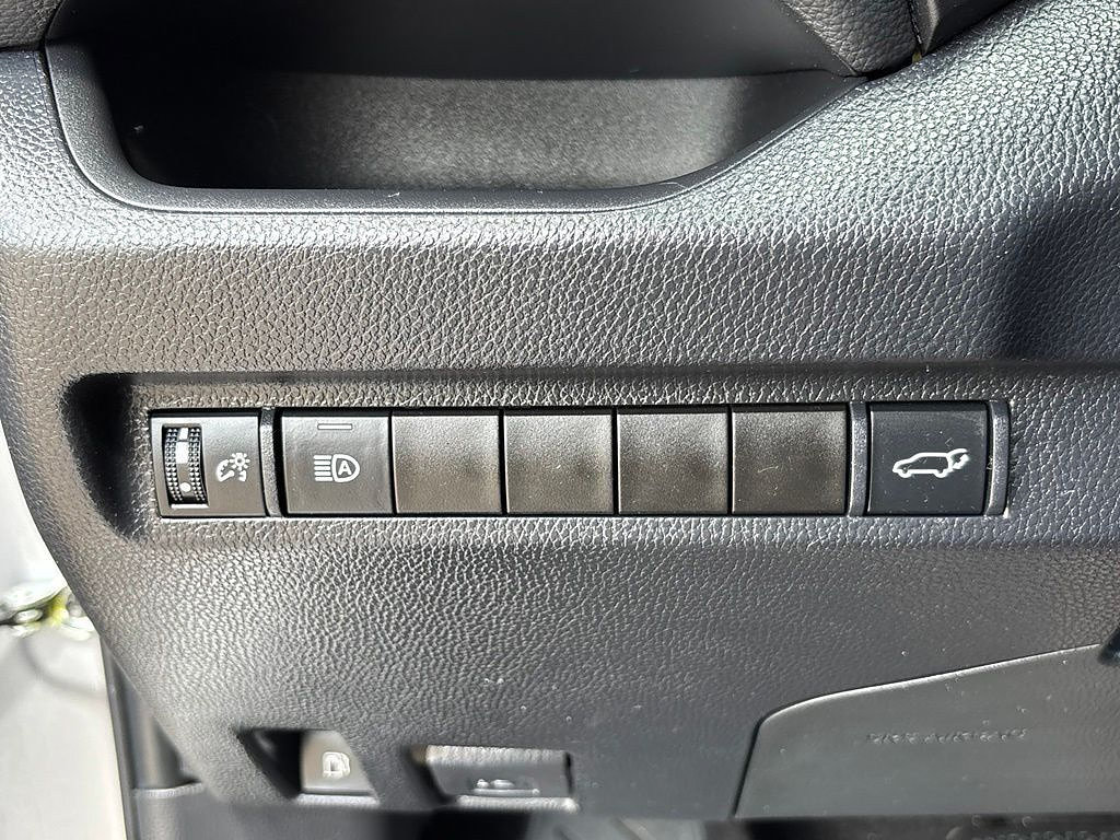 Certified 2023 Toyota RAV4 XLE Premium AWD/4WD image 25