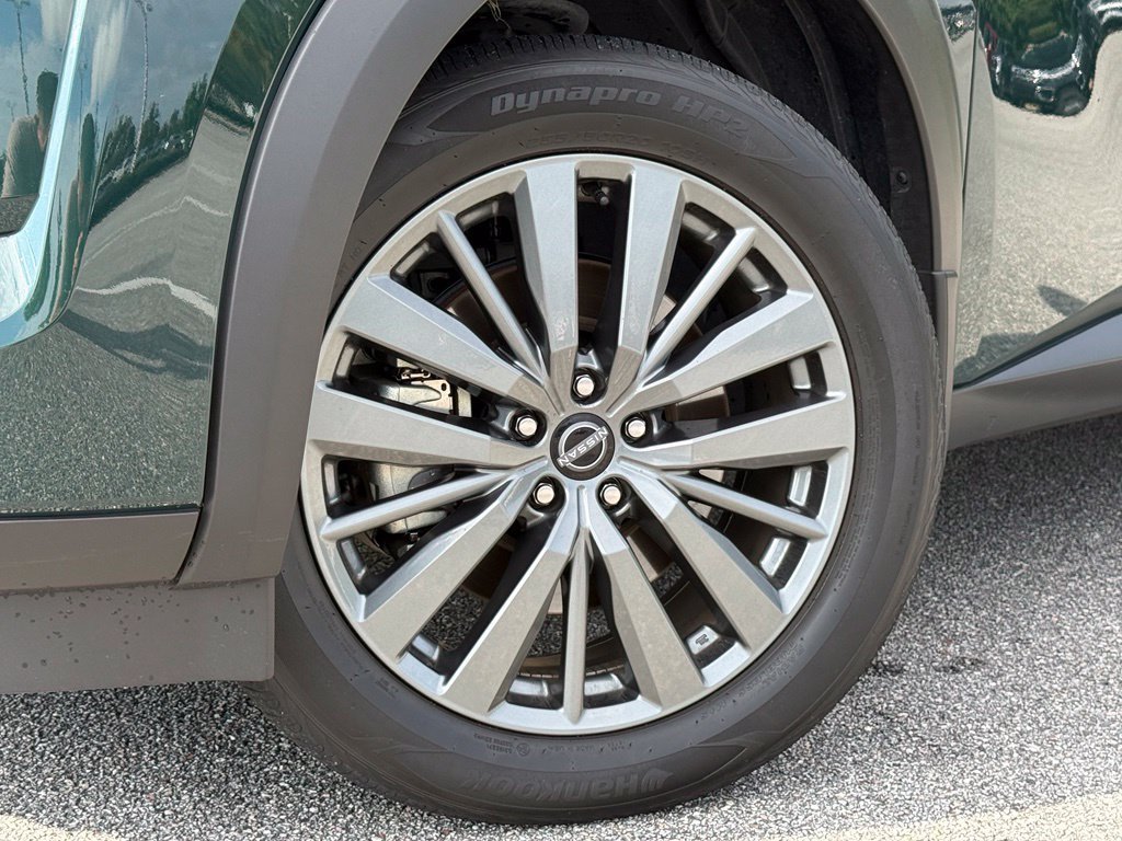 Used 2024 Nissan Pathfinder SL w/ SL Premium Package FWD image 9
