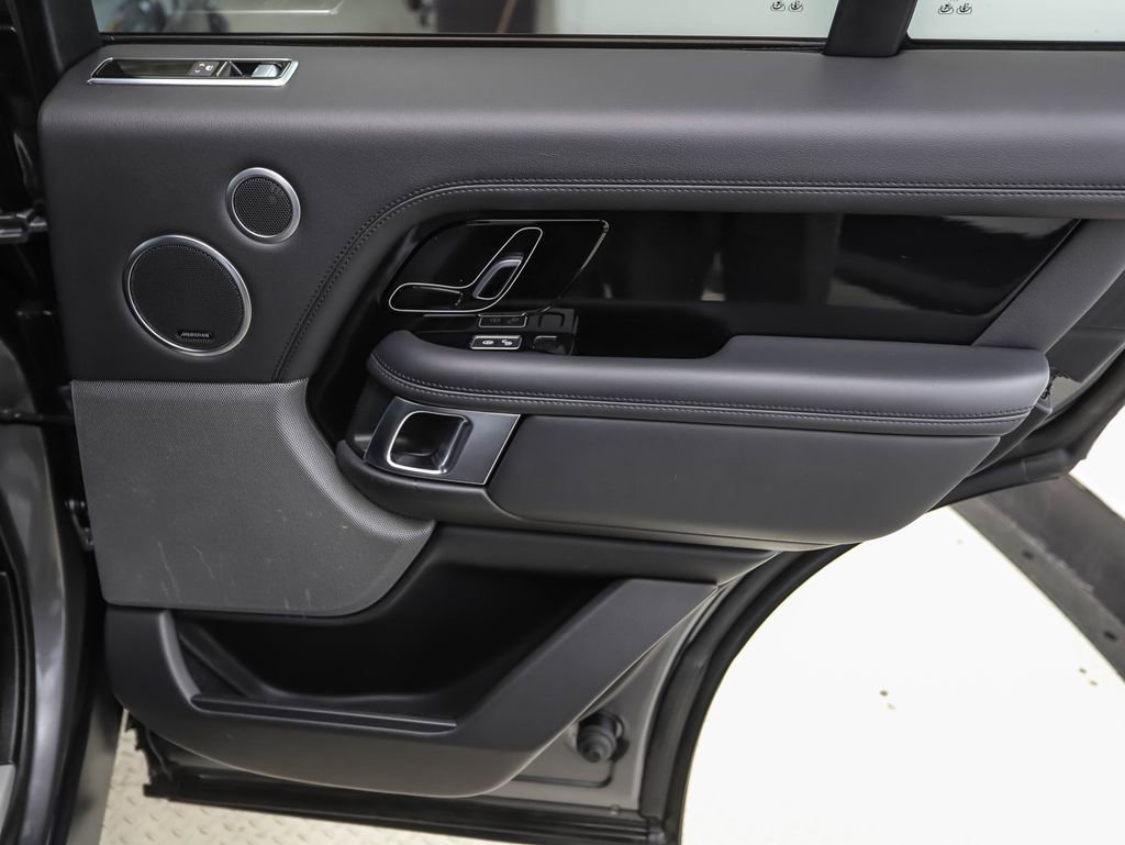 Used 2019 Land Rover Range Rover Supercharged image 22