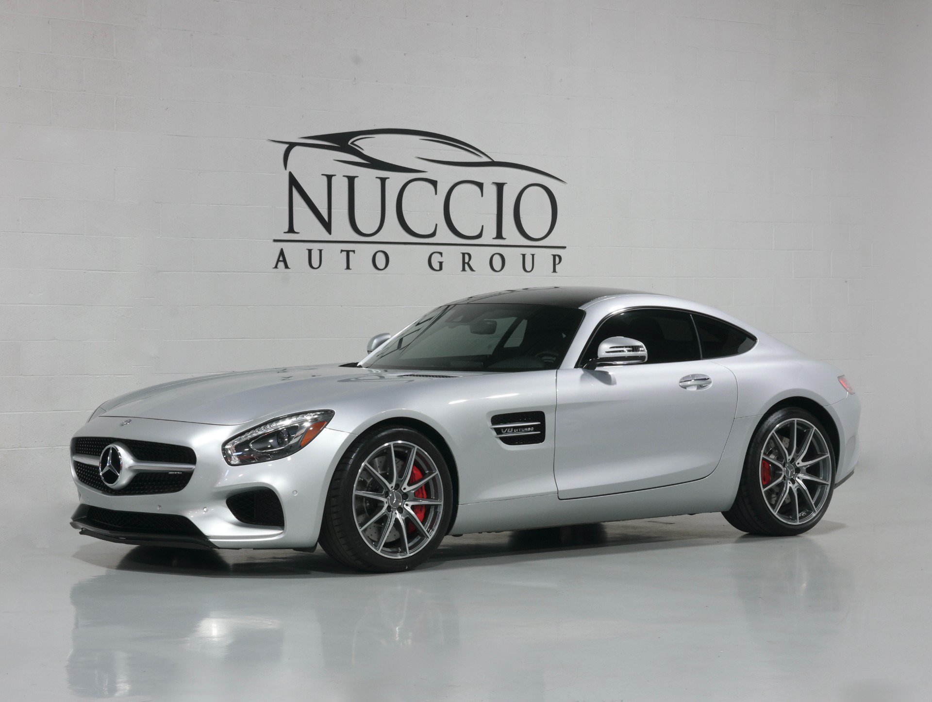 Used 2016 Mercedes-Benz AMG GT S image 1