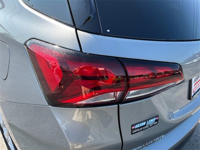 Used 2023 Chevrolet Equinox LT image 13