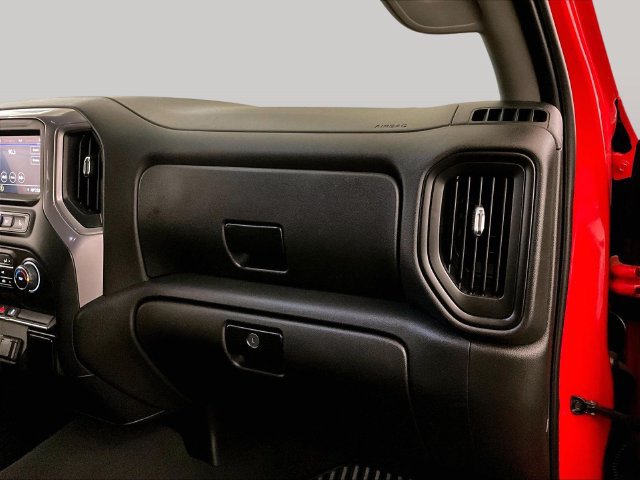 Used 2020 Chevrolet Silverado 1500 Custom w/ Custom Value Package AWD/4WD image 15
