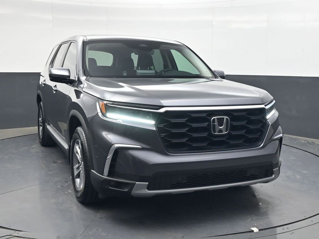 Certified 2025 Honda Pilot EX-L image 2