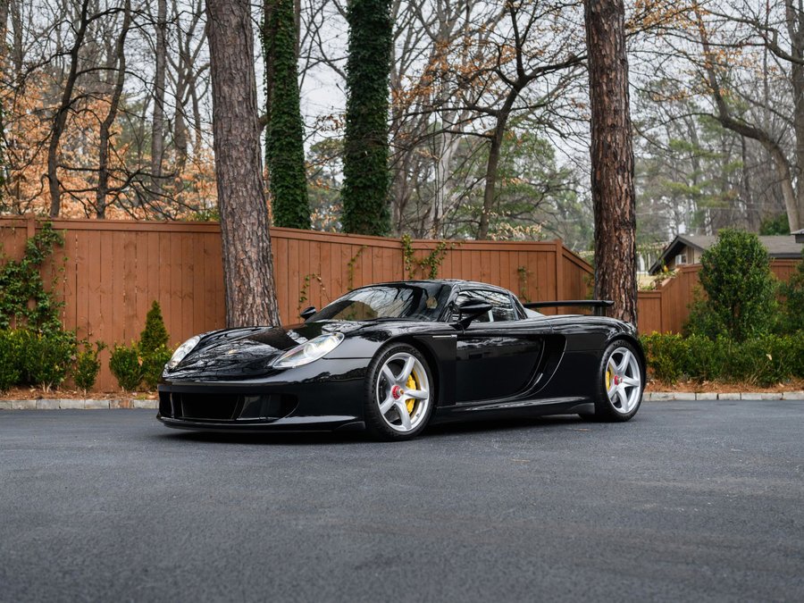 Used 2004 Porsche Carrera GT image 1