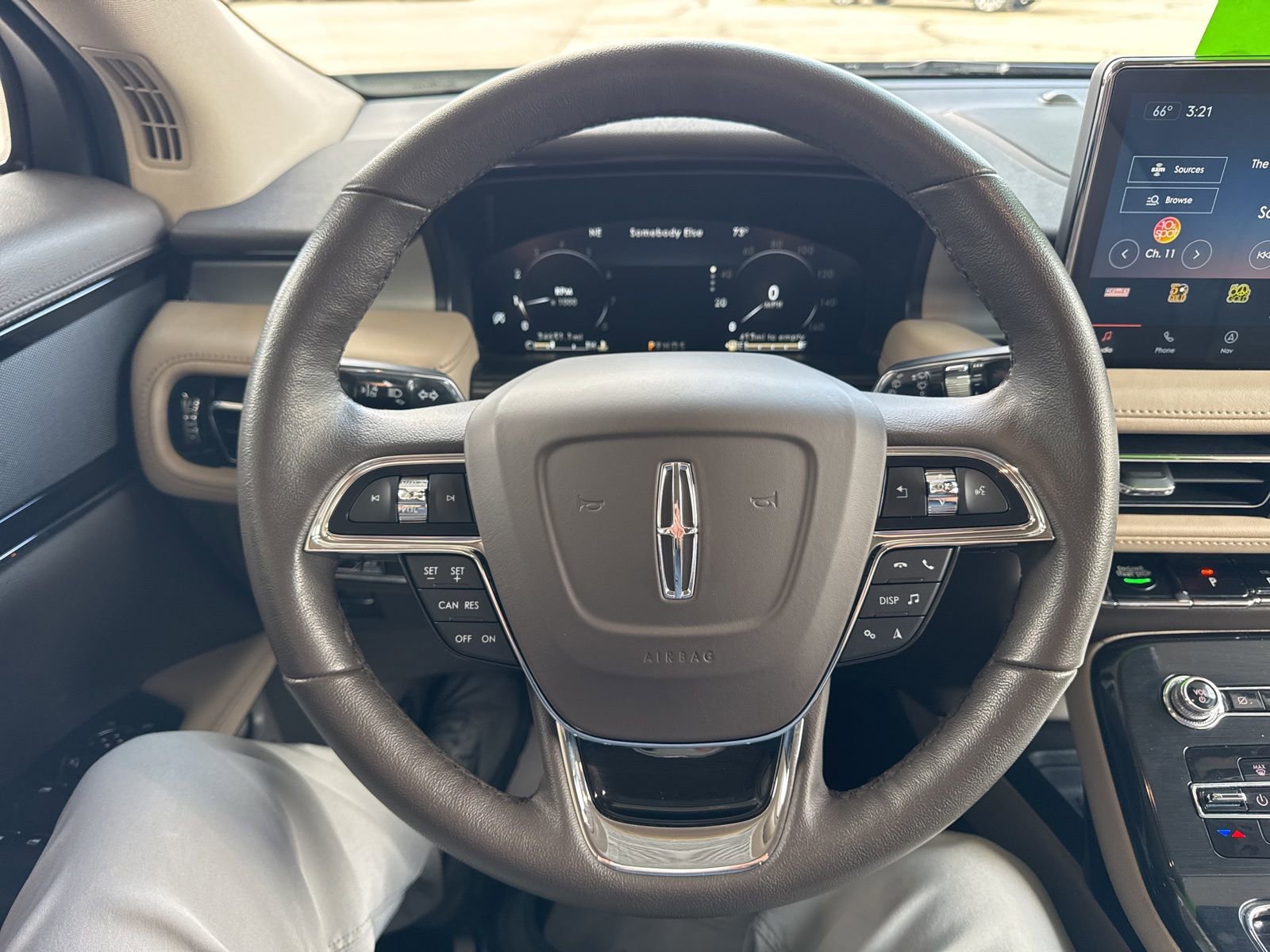 Used 2023 Lincoln Nautilus FWD w/ Premium Package image 24