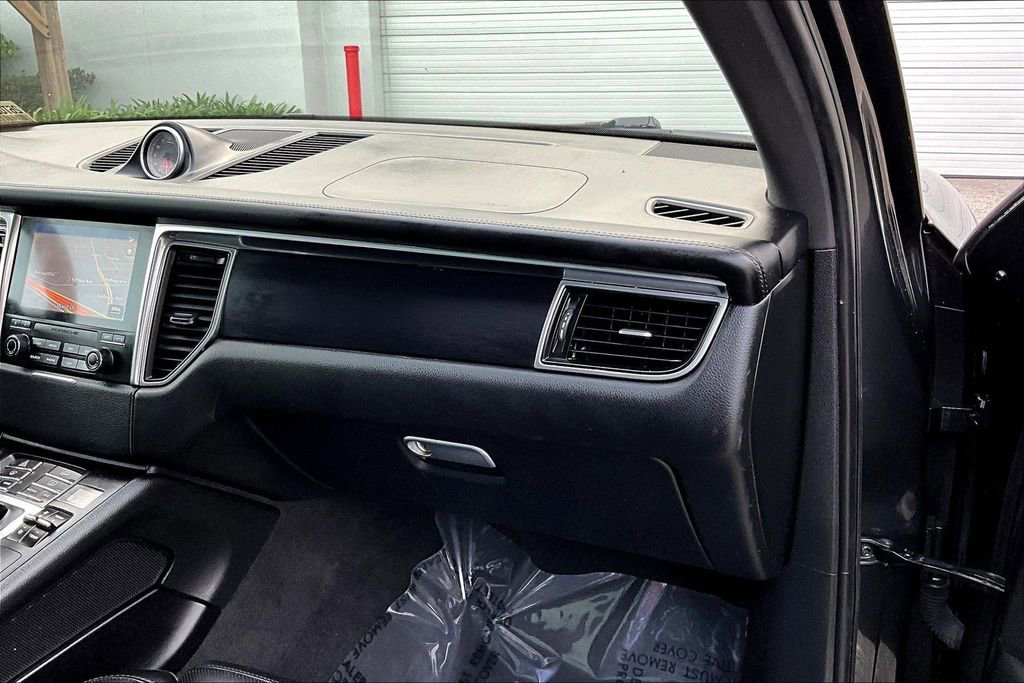 Used 2017 Porsche Macan GTS image 26