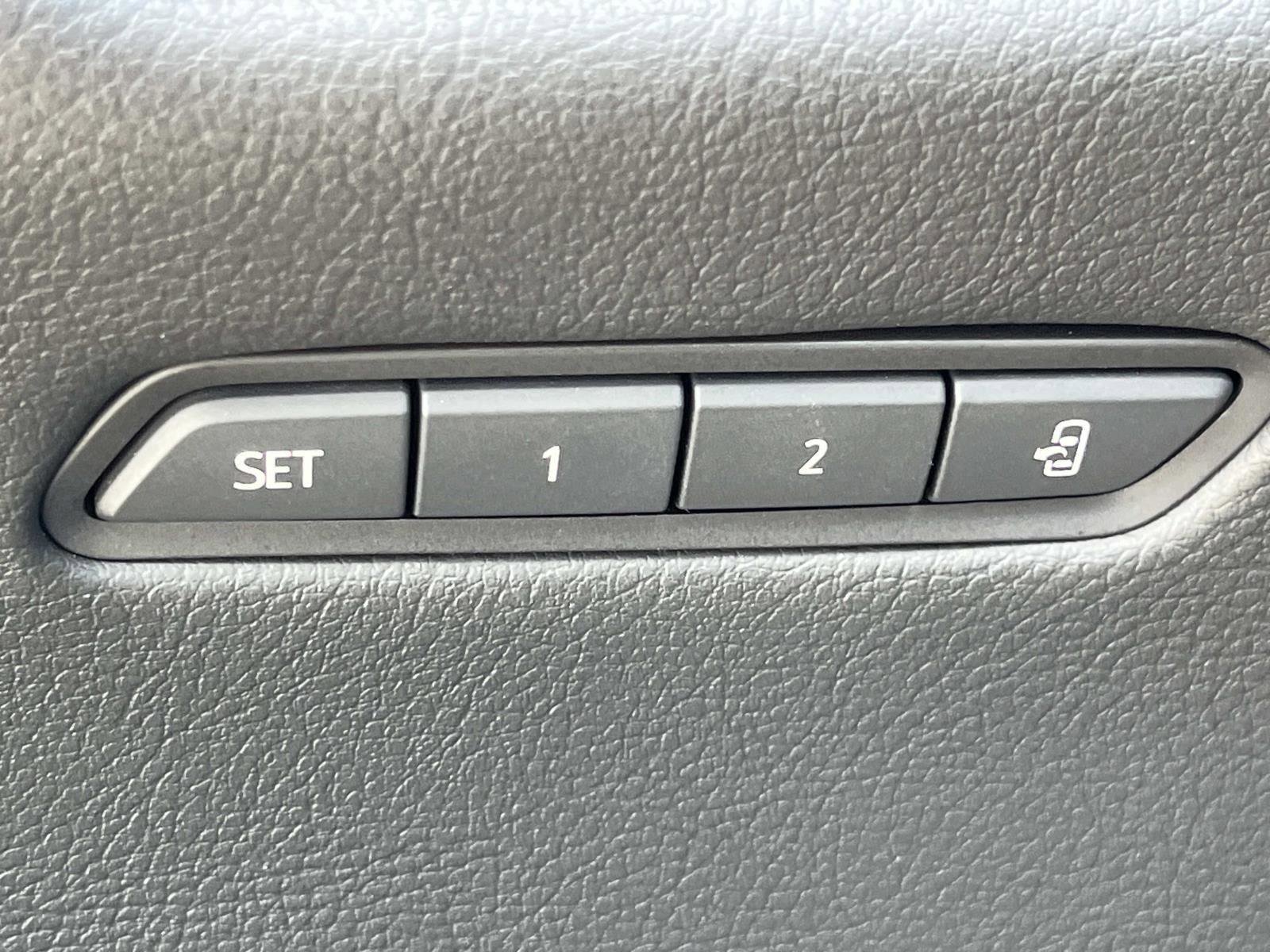 Used 2024 Cadillac XT5 Premium Luxury w/ Technology Package image 20