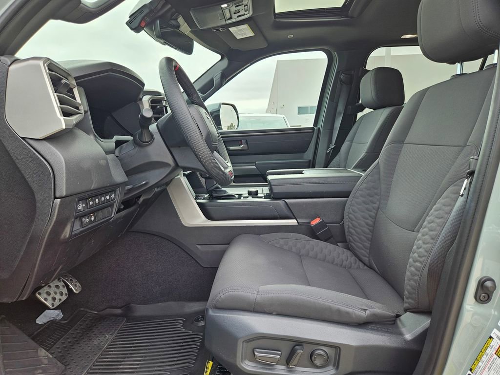 Used 2025 Toyota Sequoia SR5 w/ TRD Off-Road Package AWD/4WD image 22