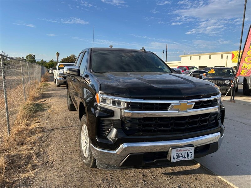 Used 2023 Chevrolet Silverado 1500 LT RWD image 8