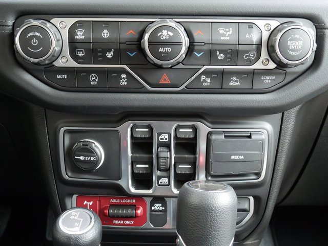 New 2025 Jeep Gladiator Mojave w/ Safety Group image 17