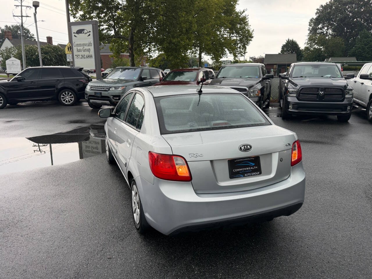 Used 2011 Kia Rio LX w/ Value Pkg FWD image 5