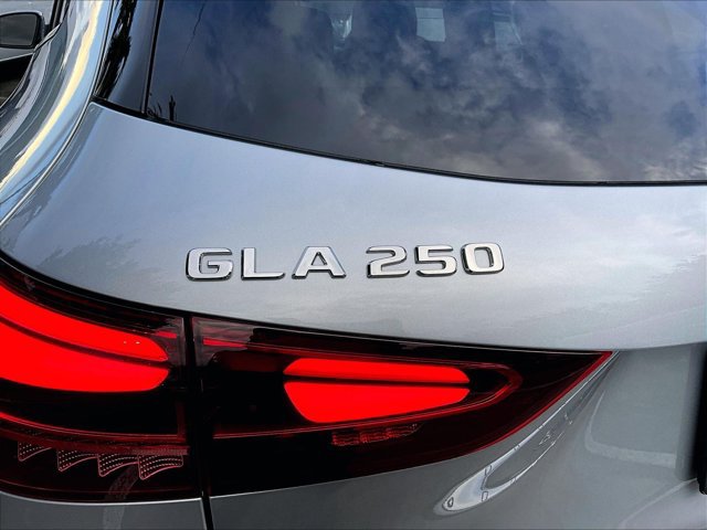 New 2026 Mercedes-Benz GLA 250 image 28