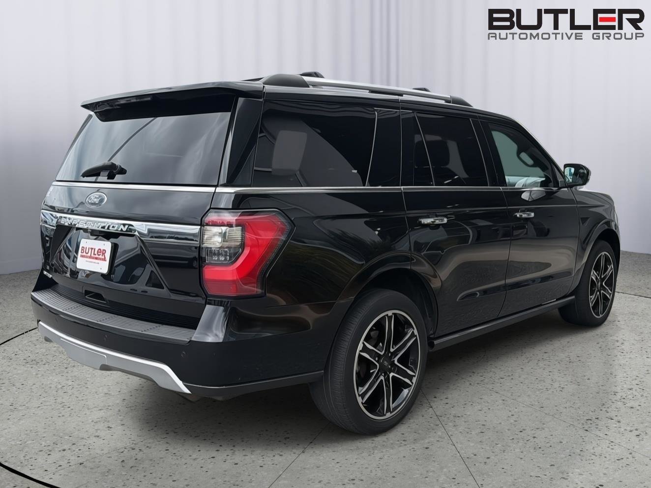 Used 2019 Ford Expedition Limited w/ Special Edition Package AWD/4WD image 6