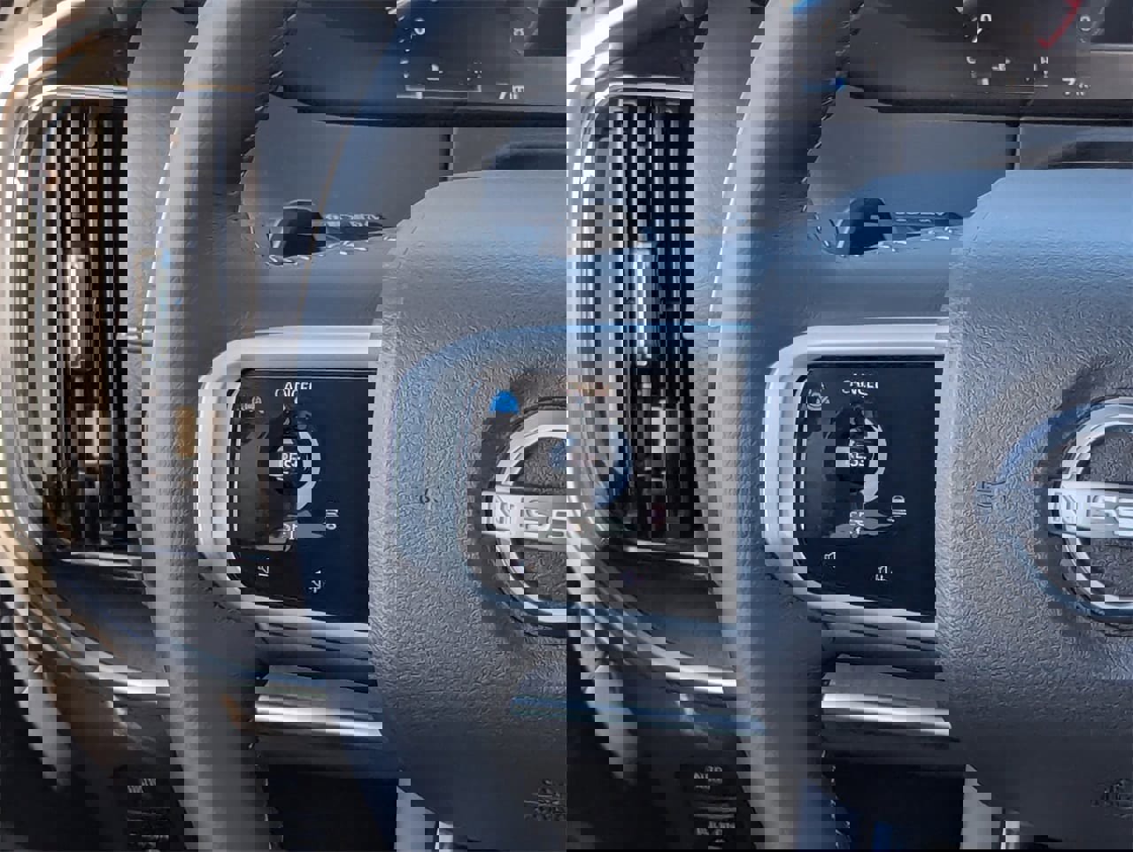 New 2025 Nissan Armada SV image 27