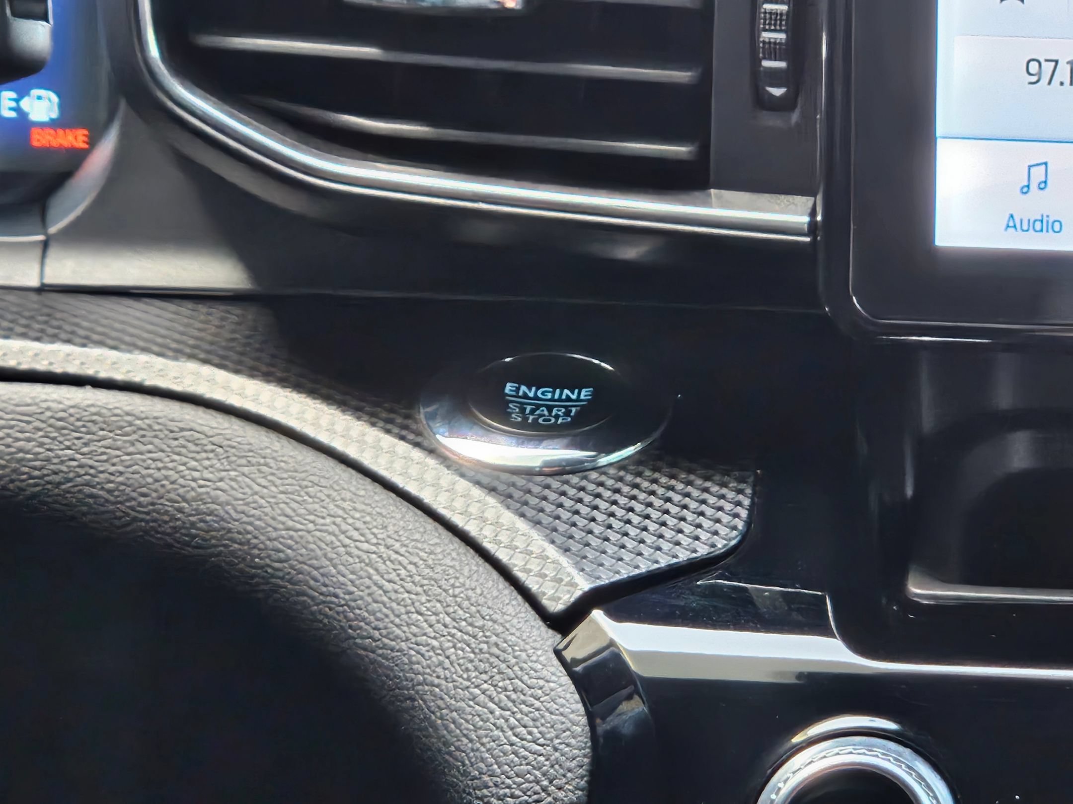 Used 2022 Ford Explorer ST AWD/4WD image 14