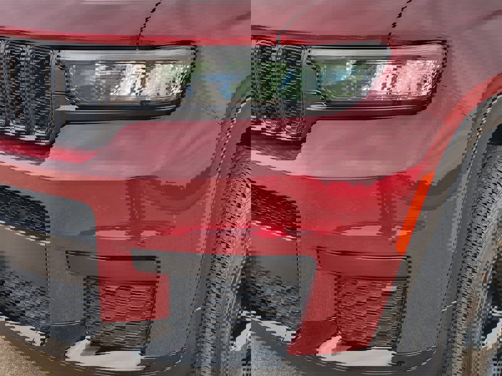 Certified 2024 Jeep Grand Cherokee L Laredo image 12