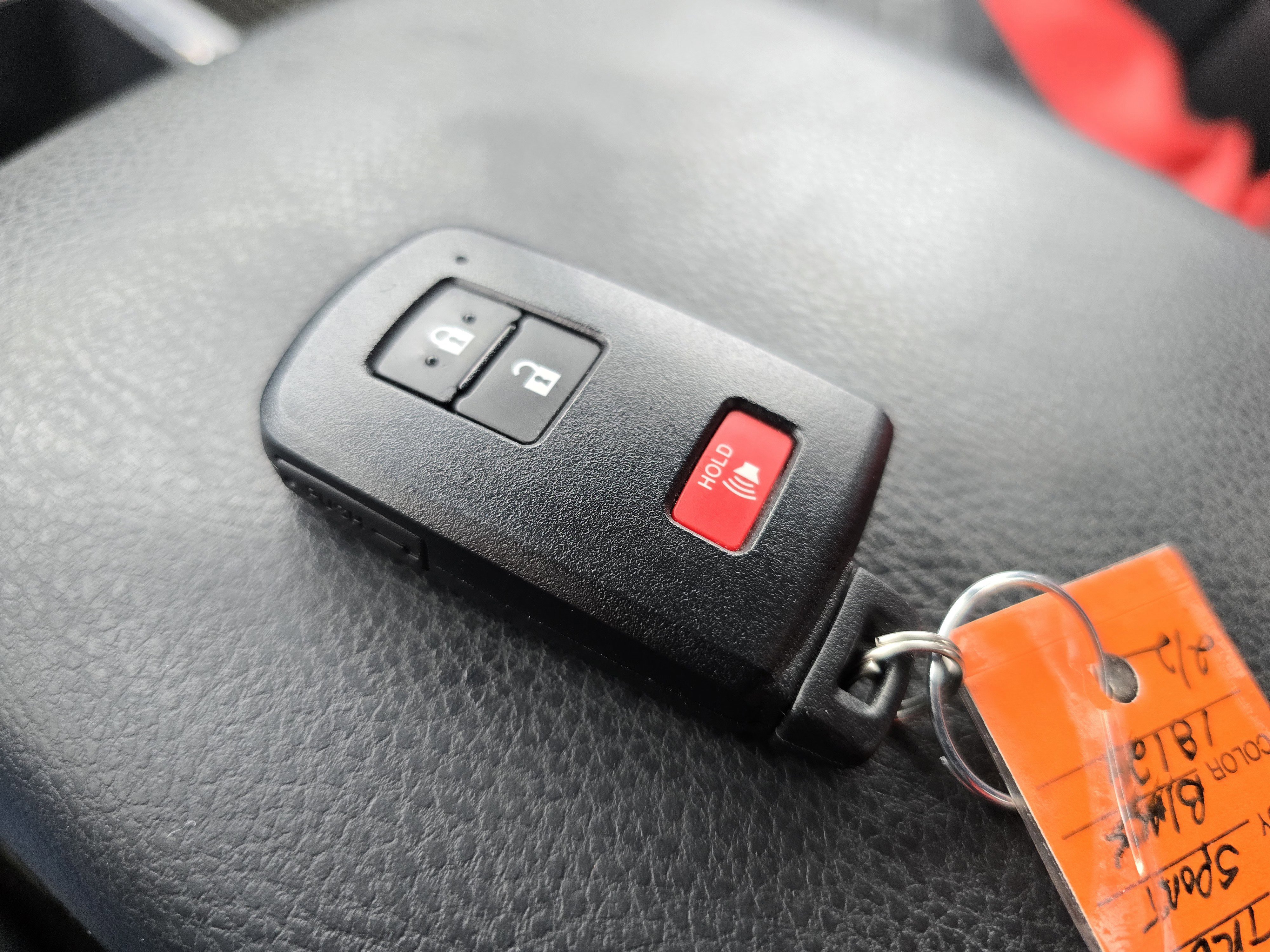 Used 2017 Toyota Tacoma TRD Sport w/ Tow Package (A/T) image 24