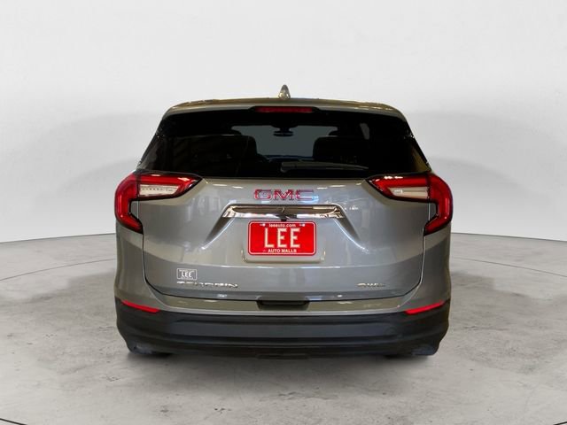Used 2024 GMC Terrain SLE image 5
