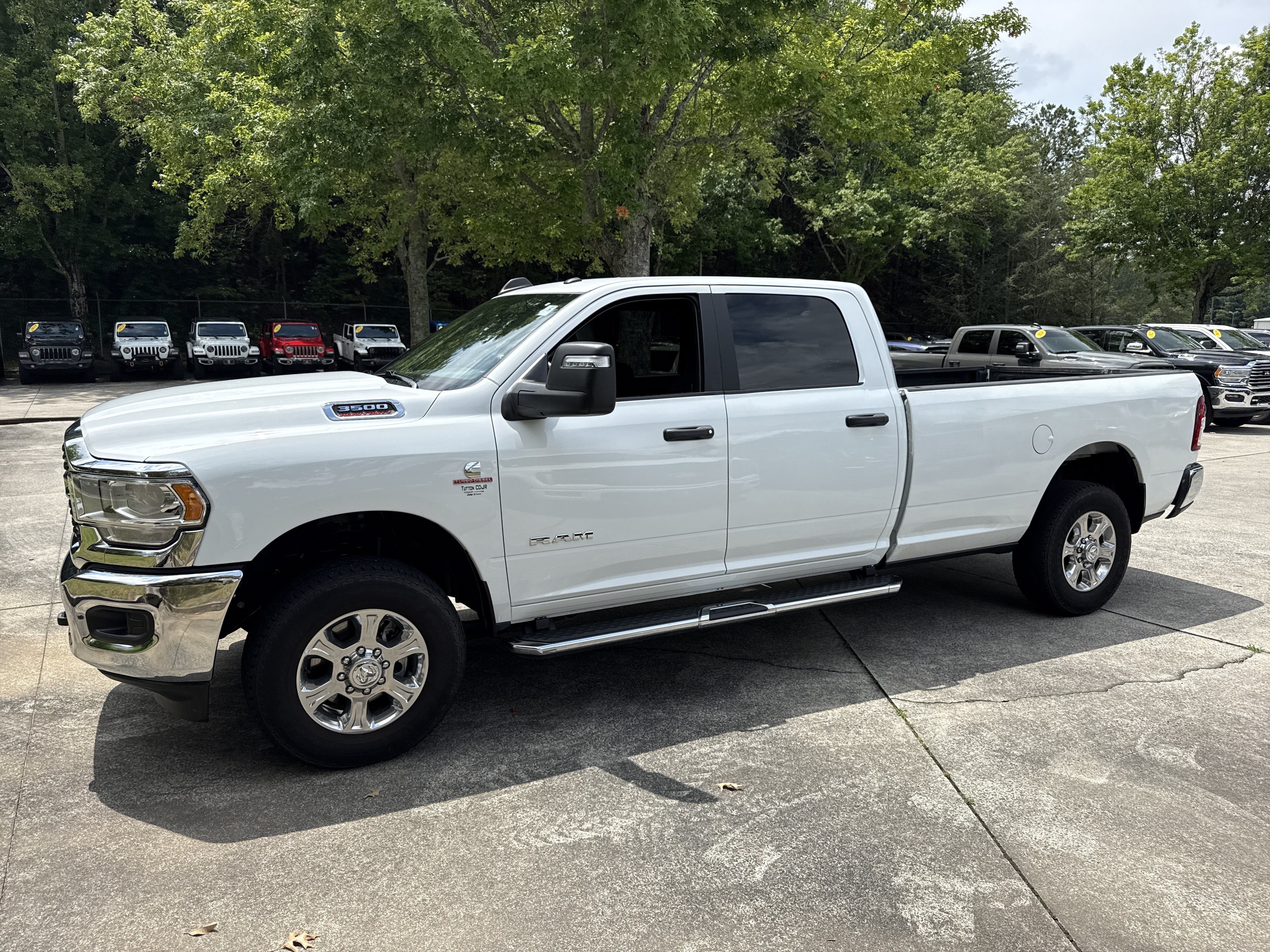 Used 2024 RAM 3500 Big Horn AWD/4WD image 4