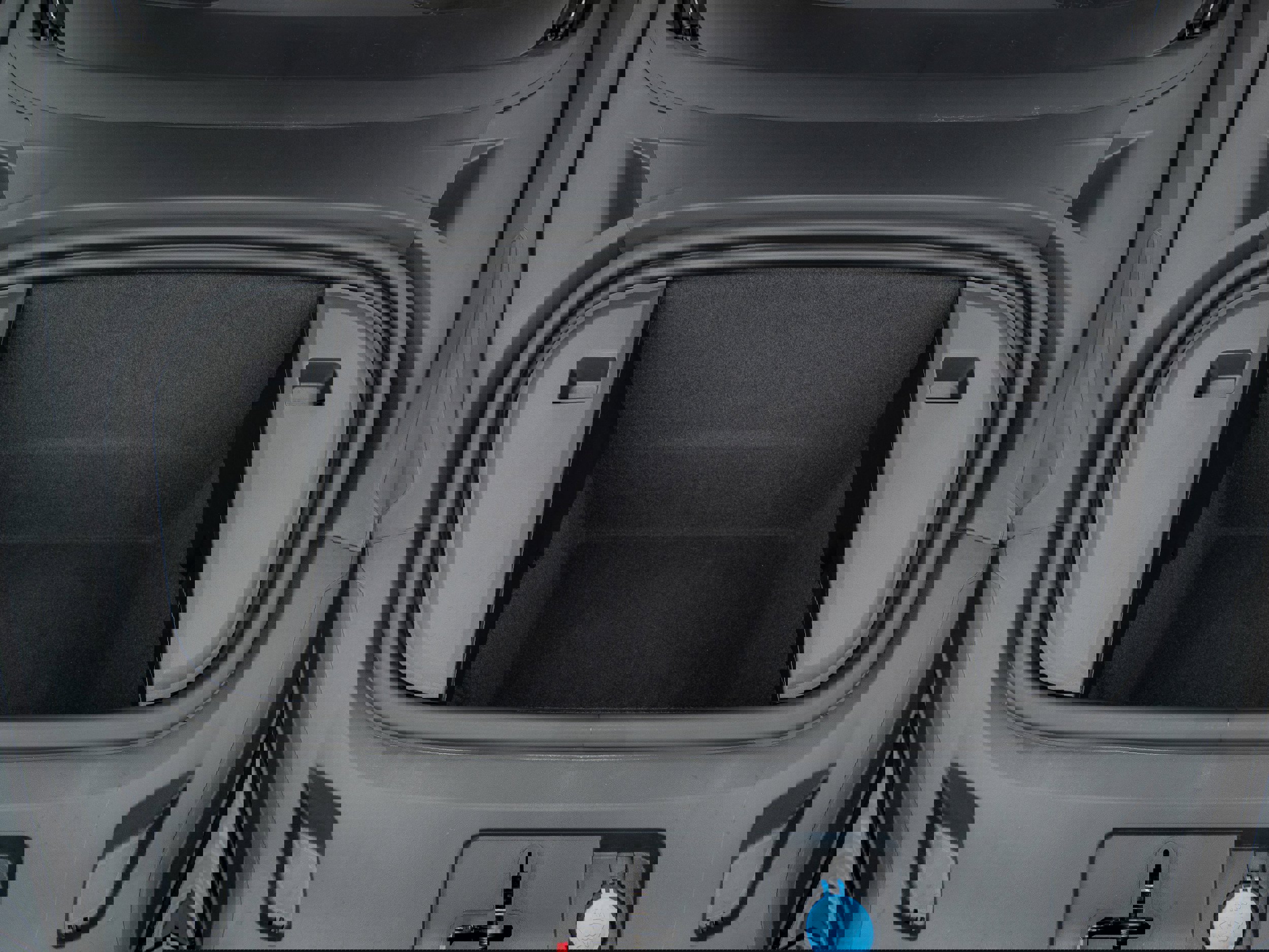 Certified 2025 Porsche Taycan 4S image 44