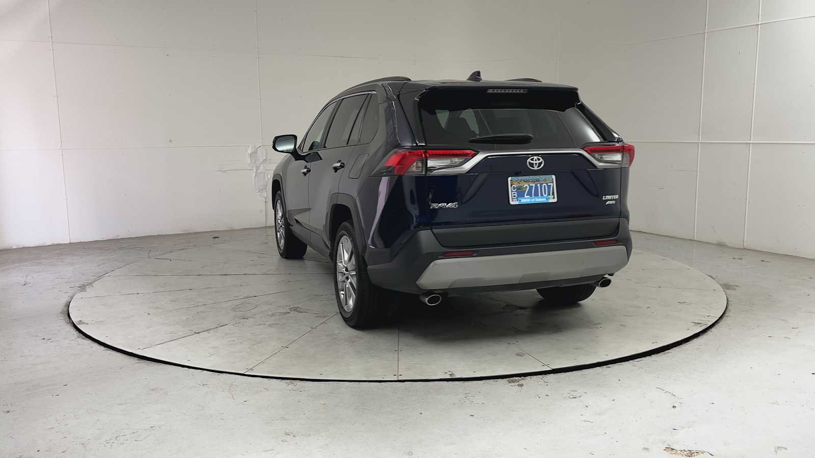 Used 2023 Toyota RAV4 Limited AWD/4WD image 3