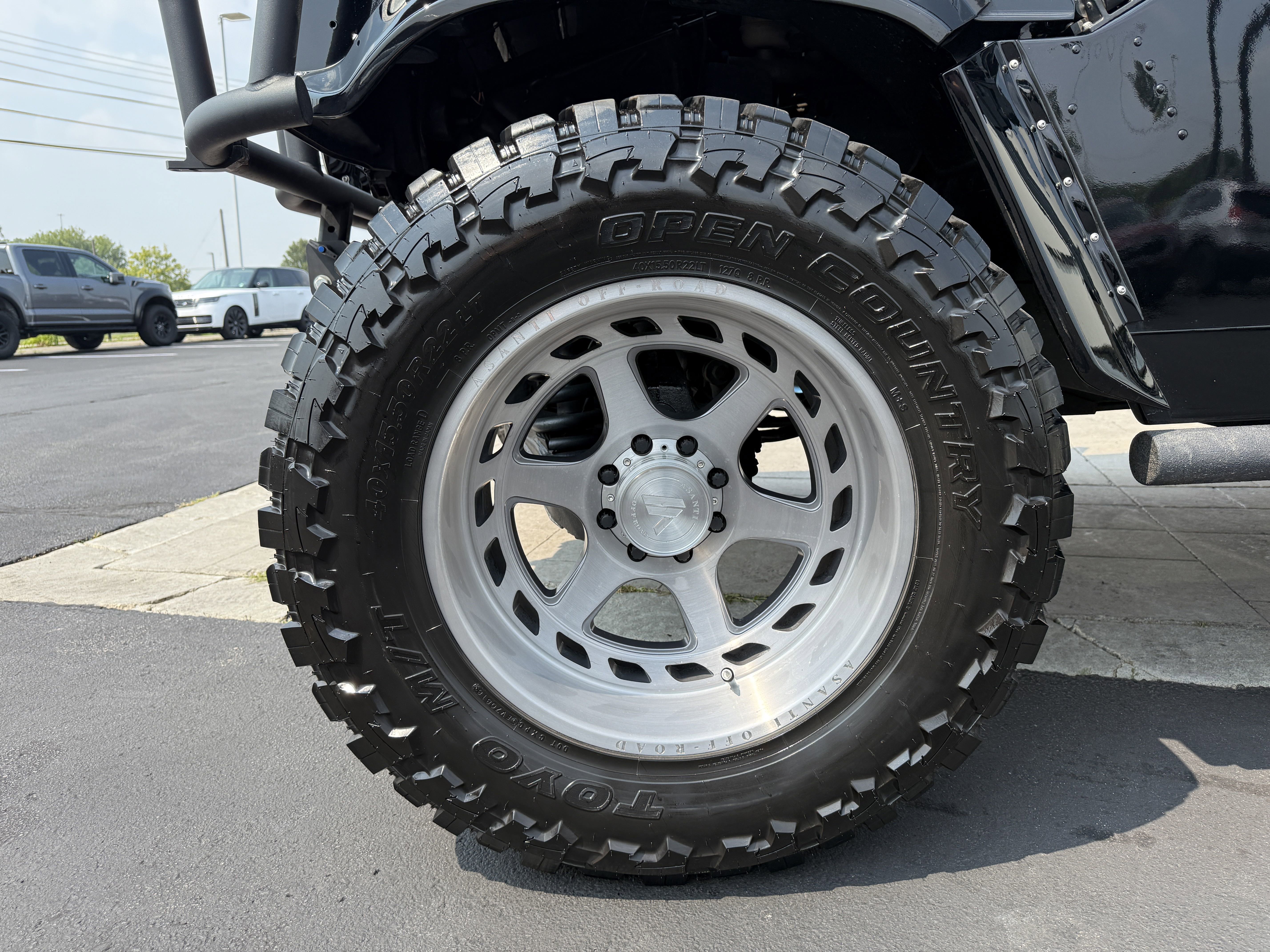 Used 2001 HUMMER H1 4-Door Wagon image 31