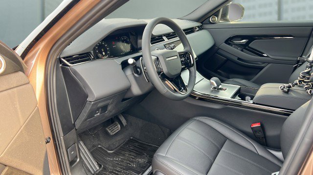 New 2026 Land Rover Range Rover Evoque S image 19