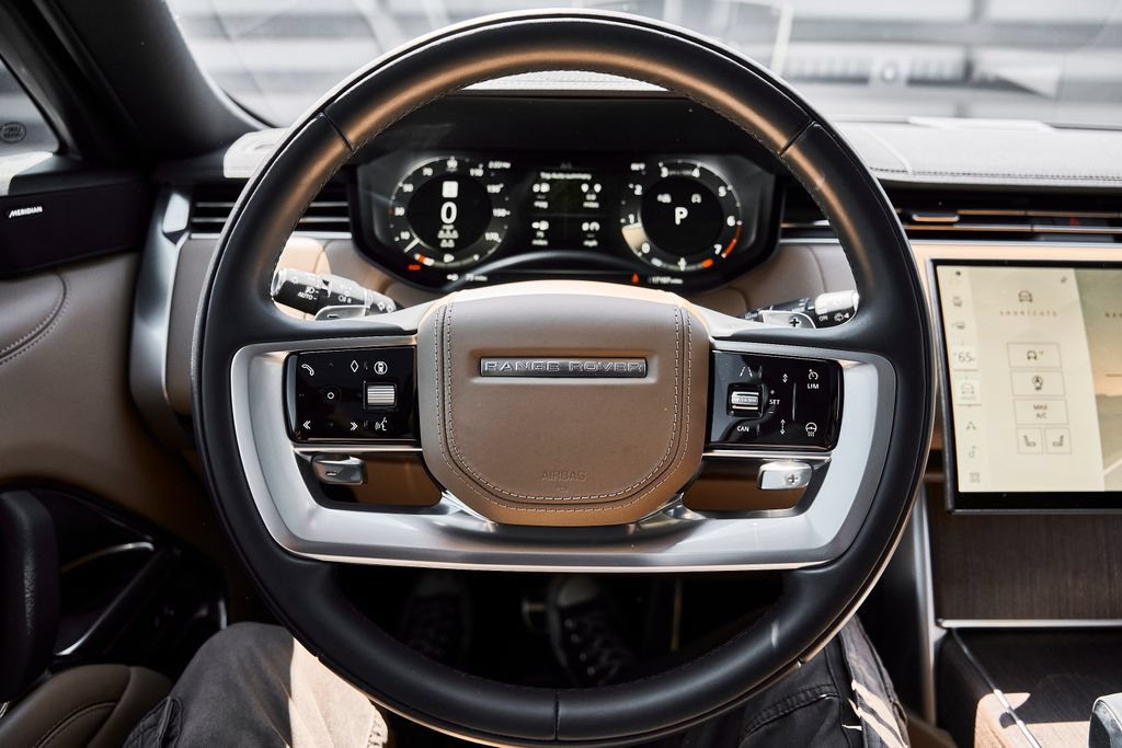 Used 2024 Land Rover Range Rover Long Wheelbase SE AWD/4WD image 55