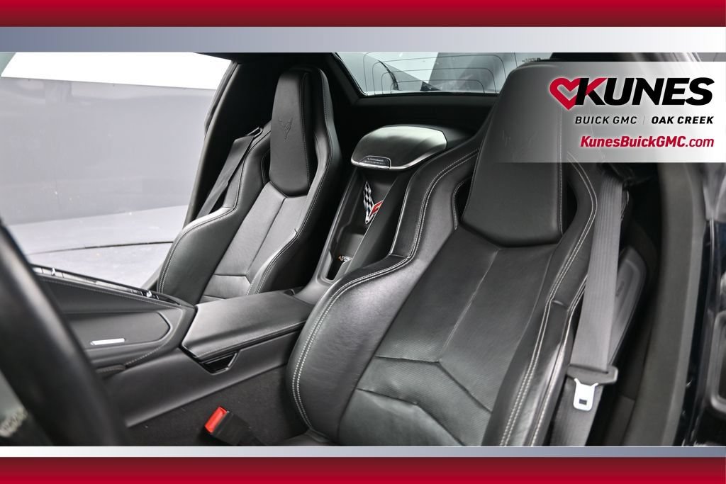 Used 2020 Chevrolet Corvette Stingray Preferred Conv w/ 2LT Preferred Equipment Group RWD image 21